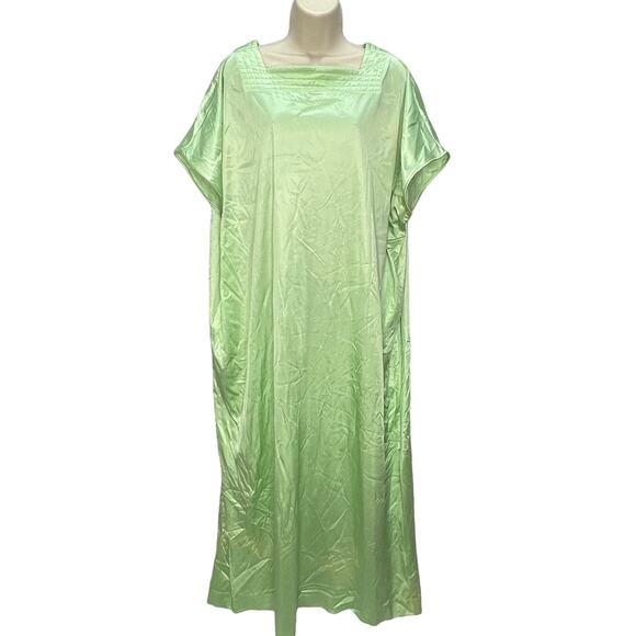 Vintage Vanity Fair Kaftan Nylon Size S Mint Green Short Sleeve House Dress 60s - Picture 1 of 9